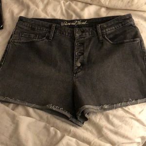 COPY - Universal Thread high rise shortie